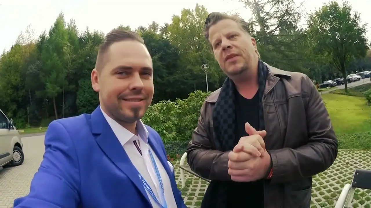 Viktor Siemens and Alex Düsseldorf Fischer